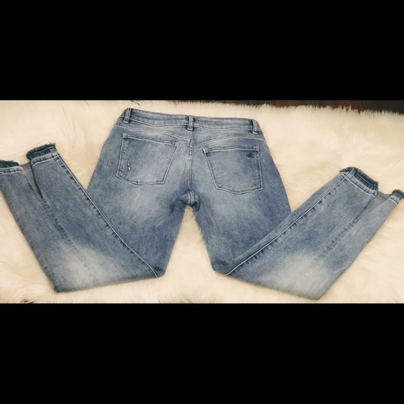 DL1961 Mara Instasculpt Straight Ankle with frayed and split ankle Size: 28 - Picture 11 of 12